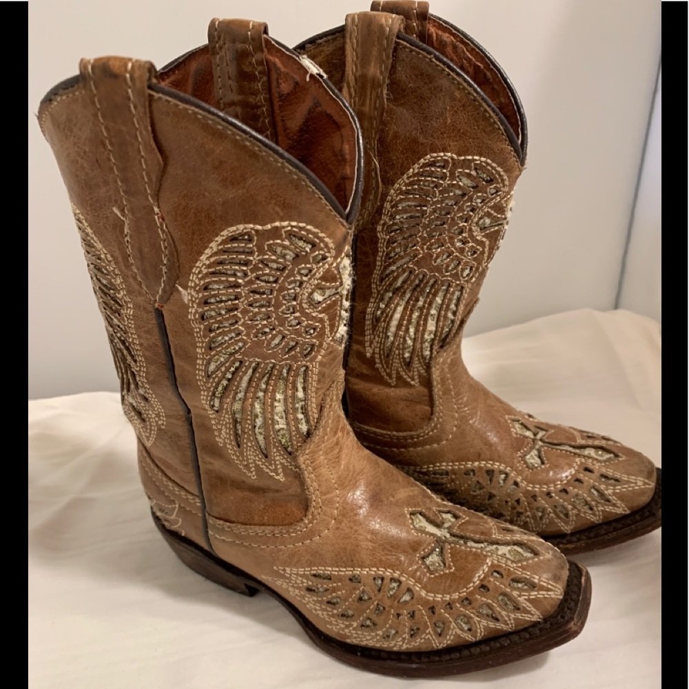 Children cowboy boots size 9. Made in Mexico